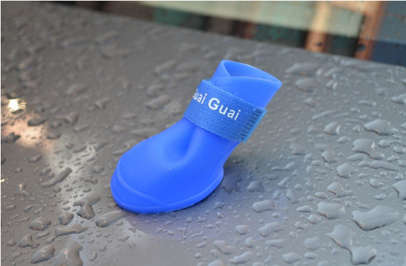 Pet supplies silicone rain boots, non-slip pet shoes, candy color fashion cute dog shoes,red,yellow,pink,black;