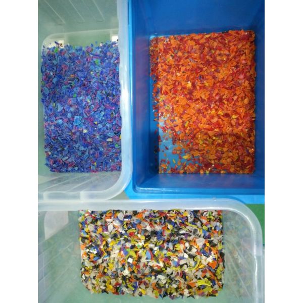 Wenyao Plastic Color Sorter Machine with 99.99% Sorting Accuracy 8 Chutes 512 Channels and Japan Toshiba CCD Sensor