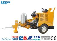 Linha elétrica que amarra o cabo carregado turbocompressor do equipamento 118kw (158hp) que puxa a máquina para a linha aérea