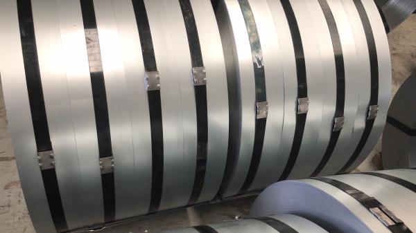 0.78*114.3mm Galvanized Steel Strip 508 / 610mm Coil ID Chromated Surface Treatment
