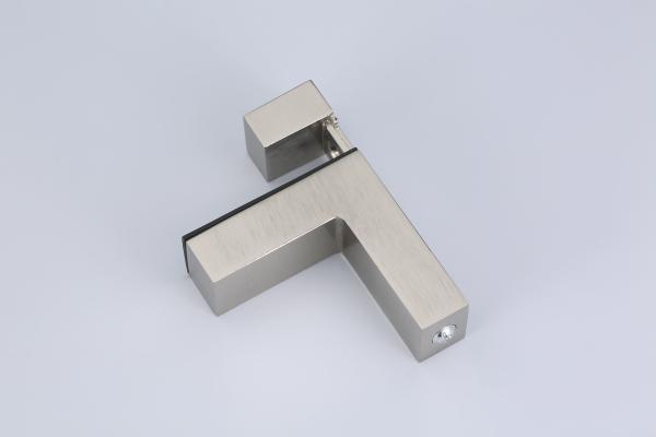 Practical Kitchen Cabinet Shelf Holders , Multifunctional Cabinet Shelf Hardware