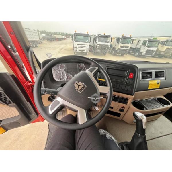 Camión volquete Sinotruk Howo 6*4 de 400HP y 30 toneladas en oferta en Somalia