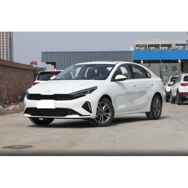 Левое рулевое управление Литий батарея KIA K3 2024 Электромобиль Энергетическое транспортное средство Седан для взрослых