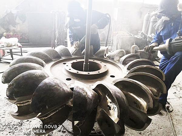 Pelton Turbine Generator For Power Plant / Hydropower Station 5-50t