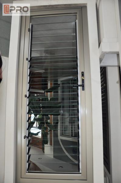 O pó preto da cor revestiu a porta articulada de vidro de alumínio para a dobradiça do preto da dobradiça de porta da habitação social para portas bifold