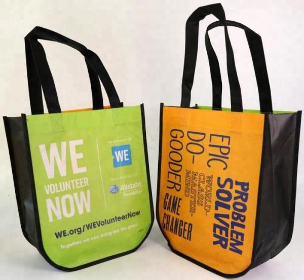 Custom Made Non Woven Packaging Bags / Personalized Non Woven Bags Reasonable Design