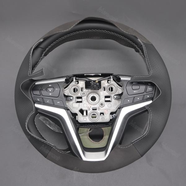 Hand Sewing Black Suede Steering Wheel Cover for Isuzu Dmax D-MAX Xterrain 2021-2023