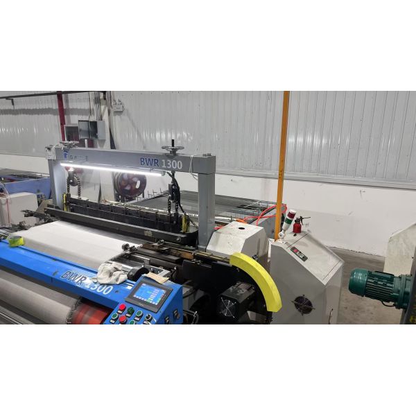 Stable Running 1600B Wire Weaving Machine Automatic Tension Adjustment