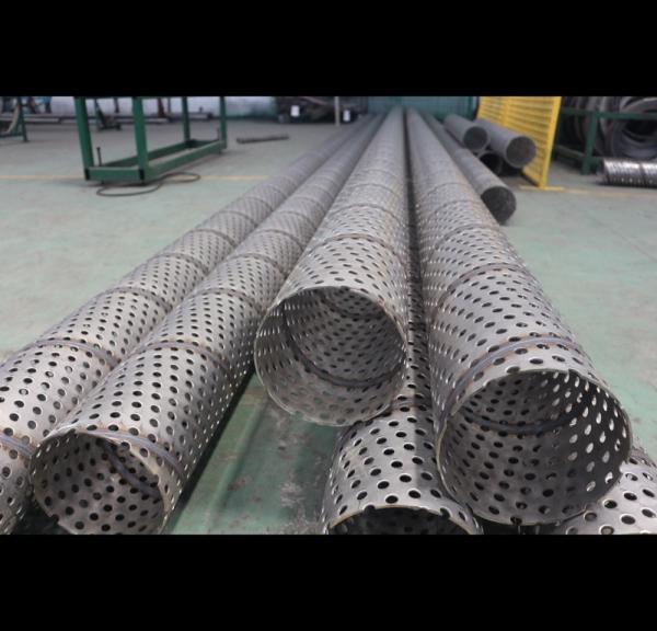 Three Meters Perforated Round Tubing Durable Optional 304 316 Alloy Seamless 30mm - 80mm