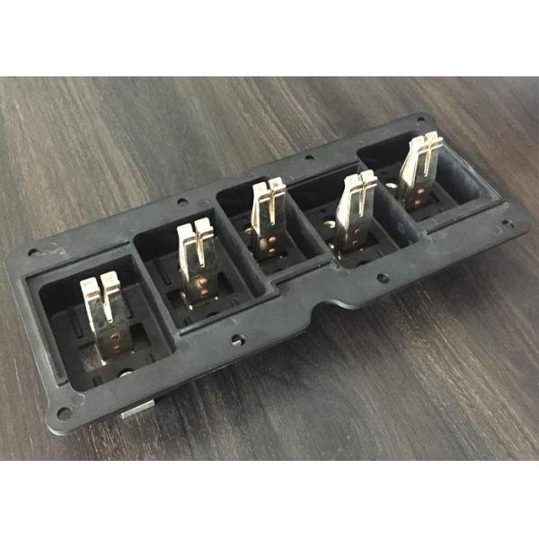 O cobre compacto do soquete da barra fixa acessórios da barra obstrui os dedos da facada