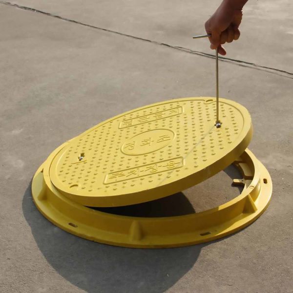 BMC Composite Manhole Cover Light Duty Corrosion Resistant with Embedded Installation for Road Infrastructure