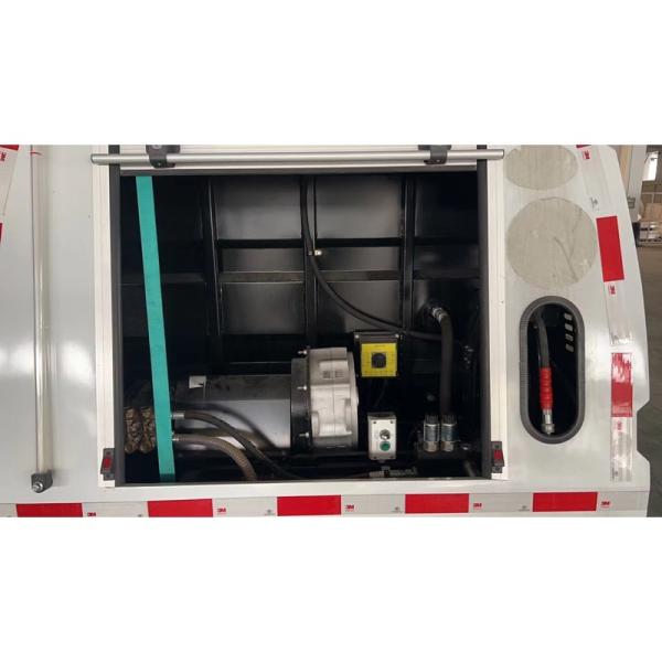 4495KG 2.1m3 Pure Electric Road Maintenance Truck Equipped With A Box