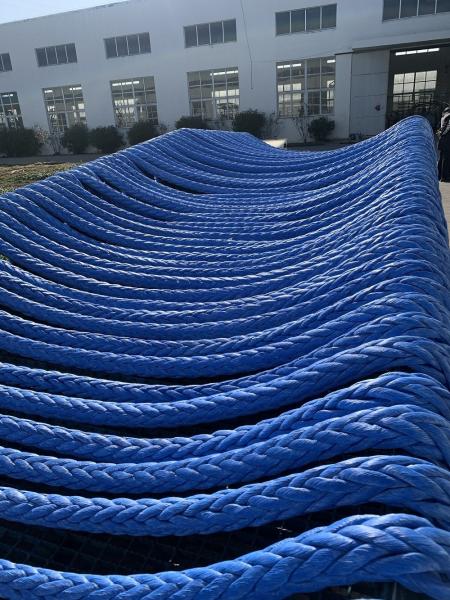 Corde en fibre synthétique UHMWPE tressée à 12 brins de haute résistance de 48 mm de diamètre pour le remorquage de navires de mer