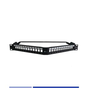 1U モジュール24 ポートアングルパッチパネル Cat6A 熱隔離 UV耐性