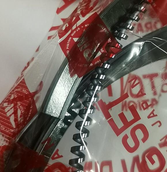 Standard Piston Rings With Hino M10U 13011-2860 13011-2870 13011-2250 Diameter 127mm 15033