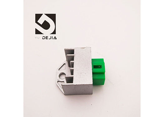 DY100 12 Volt Motorcycle Regulator Rectifier , Motorcycle Accessory Electrical Rectifier Regulator