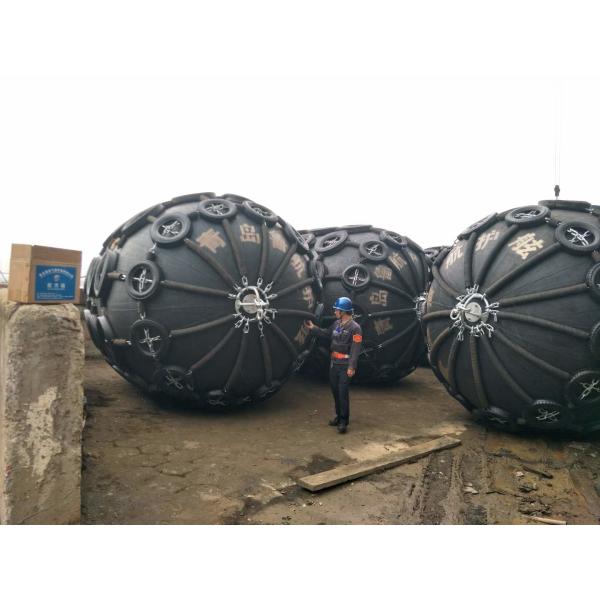 Floating Berthing Nylon Rubber Pneumatic Marine Fender