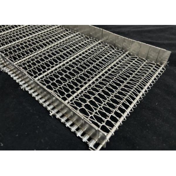 Food Stainless Steel Wire Mesh Spiral Chain Conveyor Belt Customized With Baffle