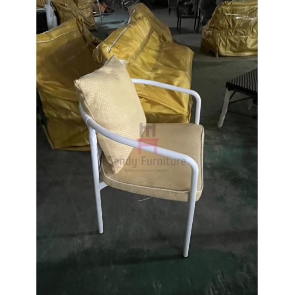 Aluminum Frame Patio Arm Chair For Outdoor Use With Cushion