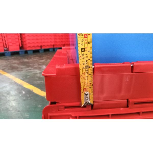 Impact Resistant PP Plastic Attached Lid Containers Standard Toteboxes 600x400mm Customized Color and Large Logo Printing for Loading