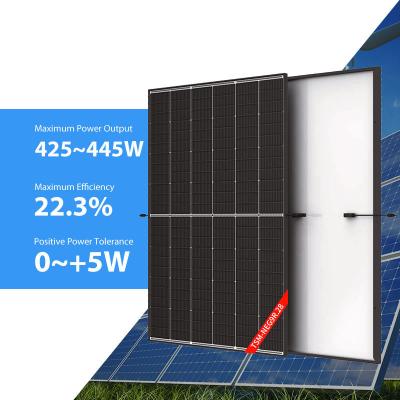 painéis solares de 425W 430W Trina Solar Black Frame 440W 445W Inwarehouse no telhado da casa