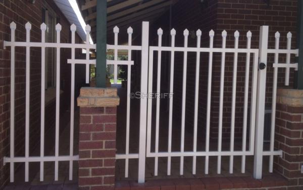 garrison Fence Steel Tubular 2100mm x 2400mm spear 25mm x 25mm