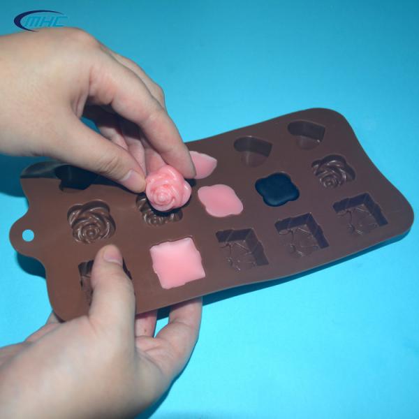 Bolo feito sob encomenda de Rose Heart Shaped For Candy dos moldes do chocolate do silicone