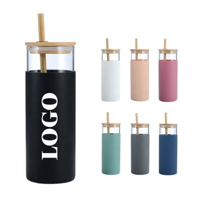 Customised Transparent 500ML Glass Tumbler Reusable Glass Water Bottle With Silicone Sleeve And Straw Applied As Gifts For Employees Friends Coworkers
