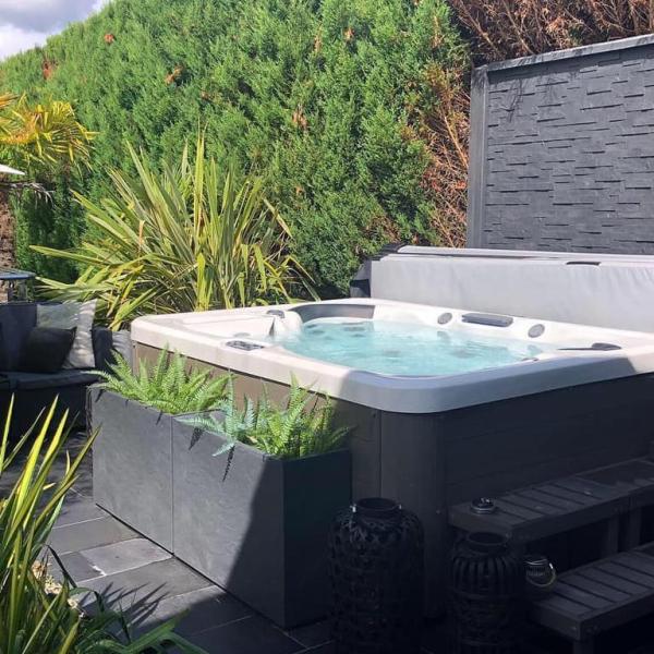 Ванны спа массажа мест сада 5 джакузи роскошной автоматической на открытом воздухе