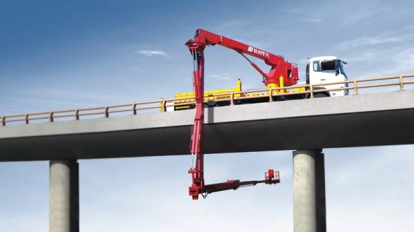 Baixo consumo de petróleo 16m sob plataformas do acesso da ponte/caminhão Dongfeng 6×4 Snooper da ponte