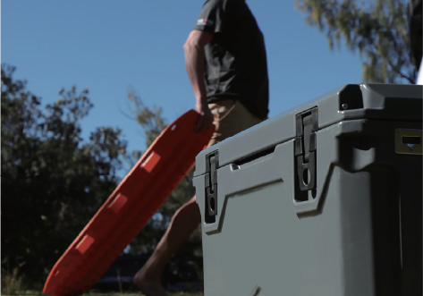 65QT Hot Sale Large Insulated Ice Cooler Box Plastic