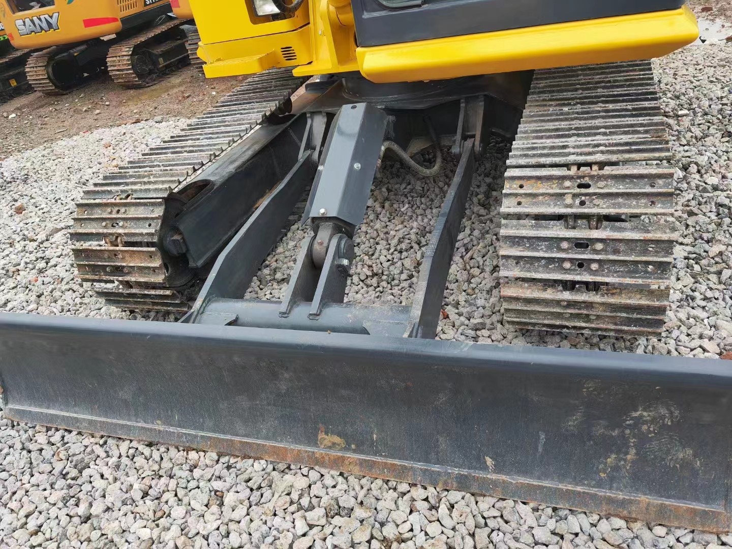 7тонная мелкая экскаватор Komatsu PC70 Использованная экскаватор с ползучей кладкой 0,37 м3 емкость ведра