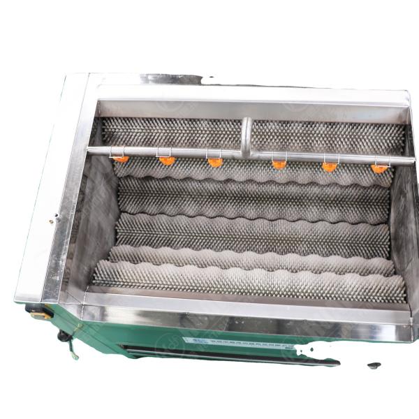 Small carrot washing machine/ Stainless steel wool roller cleaning machine/ Root vegetable cleaning and peeling machine