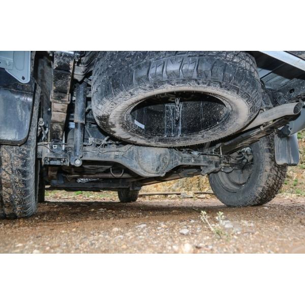 Camioneta de alta calidad 4* 4 Conducción potente motor diesel de caballos de fuerza caja de carga tipo placa