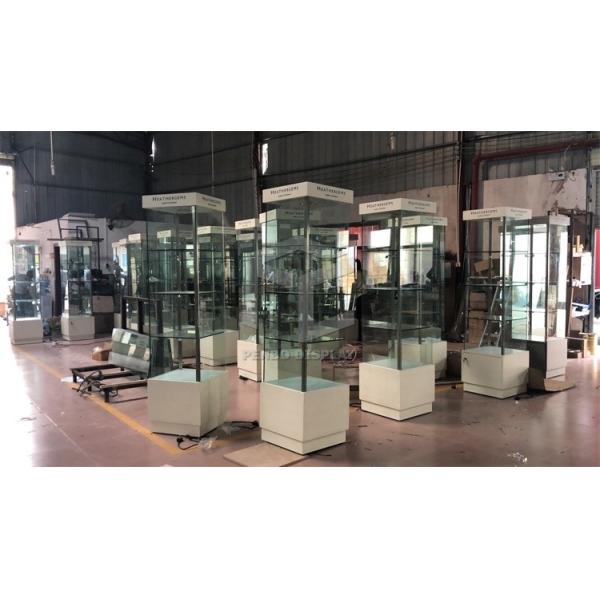 La tienda del diseño del monómero del boutique exhibe el gabinete 2300m m para la joyería