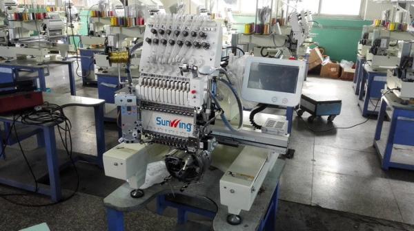 Multifunction Computer Embroidery Machine Single Head With Touch Screen LCD