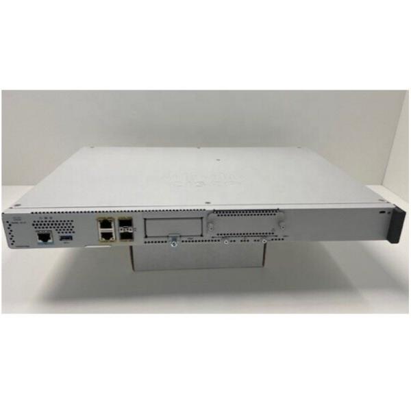 16 GB SSD Rack Mountable Wireless Router   8200L-1N-4T