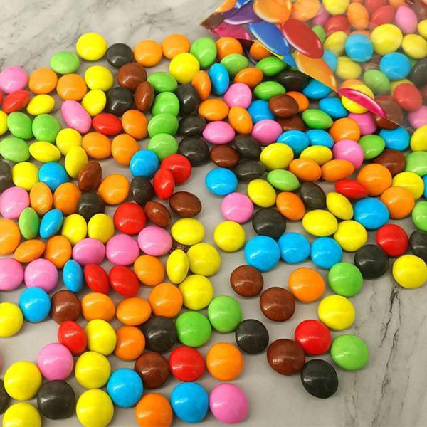 Fèves au chocolat Chocolat coloré Ventes de chocolat OEM Bonbons au chocolat