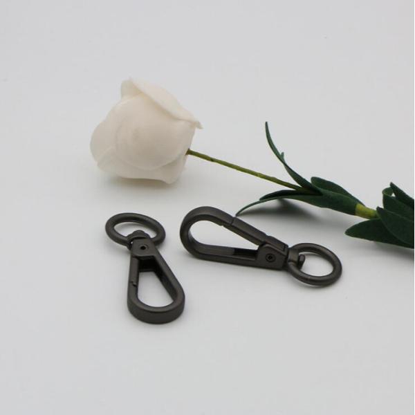 OEM bag fitting gunmetal color zinc alloy 13.3 mm hardware snap hook for straps