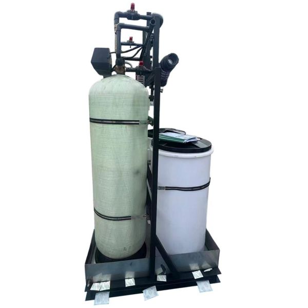 High Efficiency Descaling Continuous Industrial Water Softener 24hour Unattended Operation