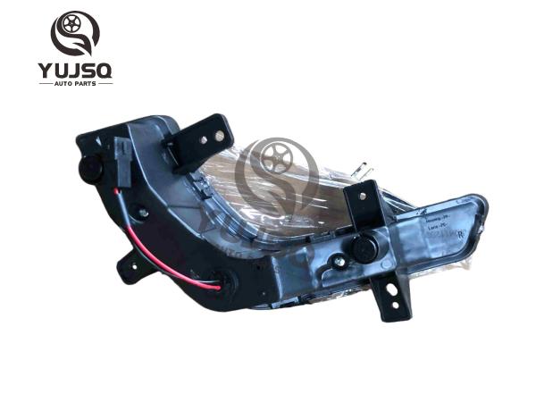 Automobile Front Right Fog Light 1017031589 For GEELY EC7