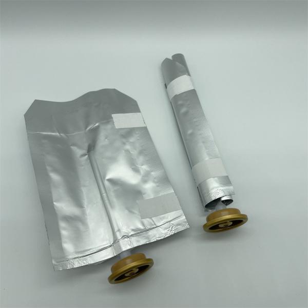 С клапаном. Гибкая упаковка для жидкостей.