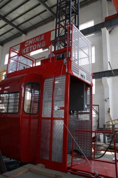 Double Cage Construction Material Hoist Lifting Equipment 36 M / Min 60HZ Ketong SC200 200TD