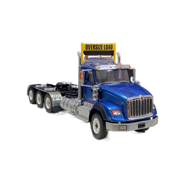 DM 1/50 International HX620 Tri-Axle Semi Truck Model 71010 Diecast Collectible