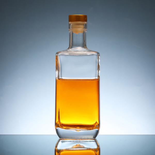 700ml 200ml 500ml 1 Liter Glass Cap Vodka Brandy Bottles for Clear Champagne Storage