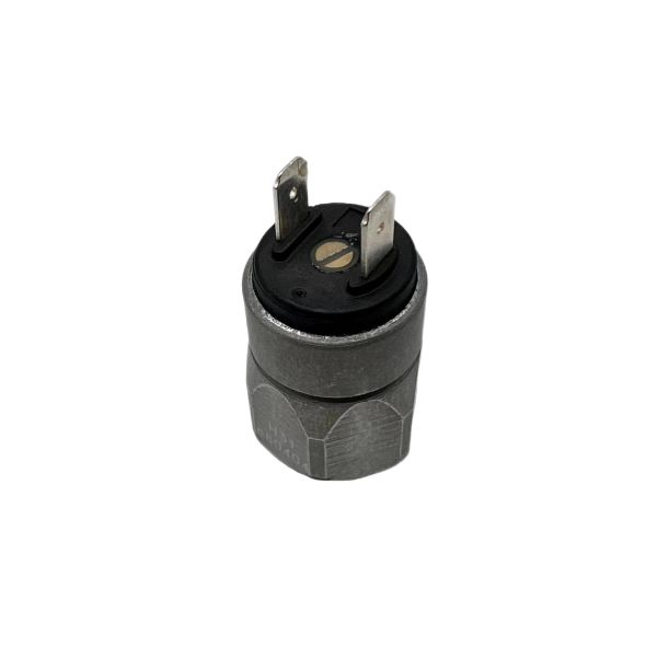 SUNORO Excavator Engine Pressure Sensor 30B0488 High and Low Transmitter Switch 660404