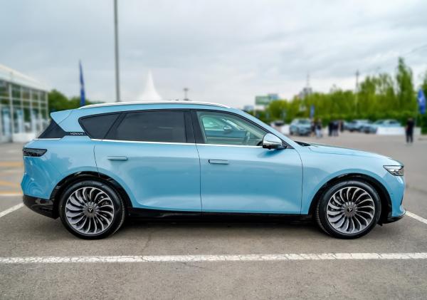 Luxury motorized vehicles china electric four wheel  automobiles vehicles VOYAH FREE 2021 four-wheel drive pure electric version