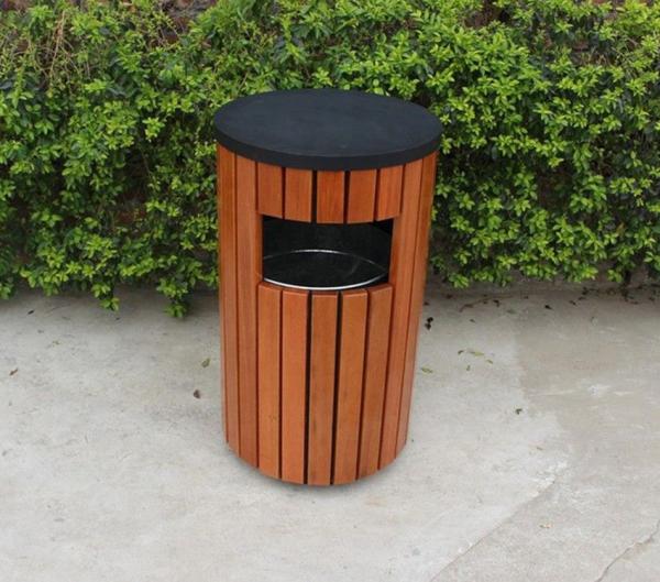 Single Barrel ISO14001 13.2gal Outdoor Wooden Trash Can