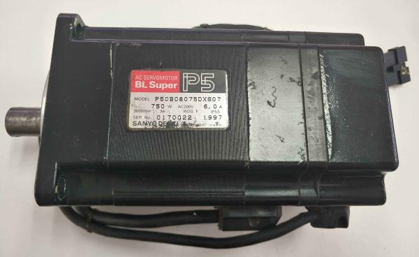 Small Size SMT Spare Parts , 90K50-871C4X AC Servo Motor YAMAHA P50B08075DXS07
