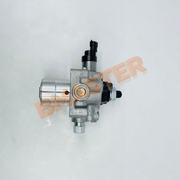 KUBOTTA V2403 Engine Fuel Injector Pump Head 0445020200 1J801-50502 With CNC-Machined Precision